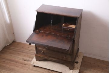 中古　北海道民芸家具　洗練された佇まいが魅力的なライティングビューロー(簿記机、在宅ワーク、在宅用ワークデスク、机、在宅ワーク、在宅用引き出し)(R-046932)