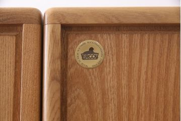 中古　美品　ERCOL(アーコール)　ウィンザーシリーズ　激レア!キャスター付きのウォールキャビネット(収納棚、カップボード)(R-046935)