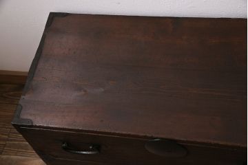 アンティーク家具　昭和初期　前面桐材　落ち着いた和の雰囲気が魅力の重ね箪笥(衣装箪笥、引き出し)(R-046936)