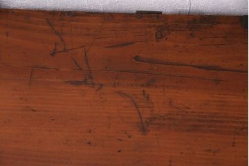 和製アンティーク　蝶と牡丹の意匠が可愛らしい二本松箪笥ローボード(二本松箪笥、テレビボード、収納棚)(R-046937)