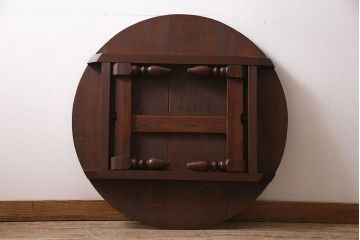 アンティーク家具　昭和初期　総ケヤキ材　挽き物加工の脚がアクセントの丸ちゃぶ台(座卓、折りたたみテーブル、ローテーブル)(R-046939)