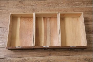 アンティーク家具　昭和中期　桐材　リメイク　脚付き　和の趣を演出する組子入りの箪笥ローボード(収納棚、テレビ台、テレビボード)(R-046940)