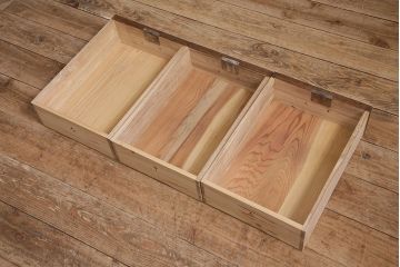 アンティーク家具　昭和中期　桐材　リメイク　脚付き　和の趣を演出する組子入りの箪笥ローボード(収納棚、テレビ台、テレビボード)(R-046940)