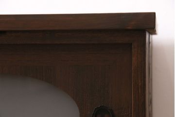 アンティーク家具　昭和中期　桐材　リメイク　すりガラス入り　丸窓がアクセントの鉄脚付き箪笥ローボード(収納棚、テレビ台、テレビボード)(R-046942)