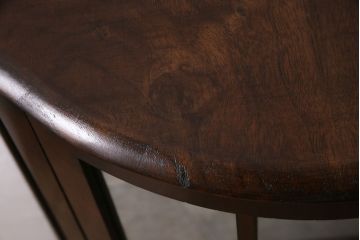 アンティーク家具　イギリスアンティーク　ウォールナット材　小振りなサイズの猫脚キャビネット(飾り棚、ガラスケース、コレクションケース)(R-046944)