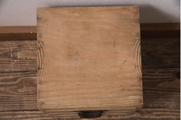 アンティーク家具　明治大正期　ストリップド(剥離)　素朴さとレトロな雰囲気が魅力の小引き出し(小物収納、卓上収納)(R-046946)