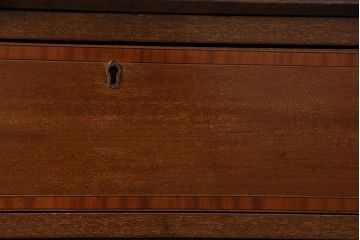アンティーク家具　イギリスアンティーク　マホガニー材　象嵌細工入りの上品なライティングビューロー(ビューローブックケース、簿記机、在宅ワーク、在宅用収納棚、本箱、ワークデスク)(R-046948)