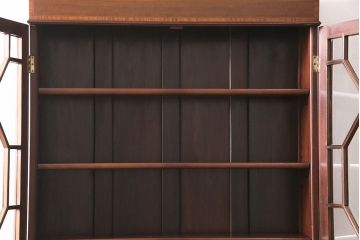 アンティーク家具　イギリスアンティーク　マホガニー材　象嵌細工入りの上品なライティングビューロー(ビューローブックケース、簿記机、在宅ワーク、在宅用収納棚、本箱、ワークデスク)(R-046948)