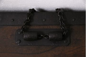 アンティーク家具　江戸期　希少!重厚な金具が味わい深い船箪笥型銭箱(掛硯型、懸硯型、銭函)(R-046949)