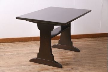 ヴィンテージ家具　松本民芸家具　別注品　落ち着いた大人の空間作りにおすすめのダイニングテーブル(2人掛け、ビンテージ)(R-046952)