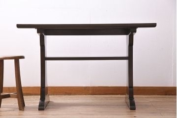 ヴィンテージ家具　松本民芸家具　別注品　落ち着いた大人の空間作りにおすすめのダイニングテーブル(2人掛け、ビンテージ)(R-046953)