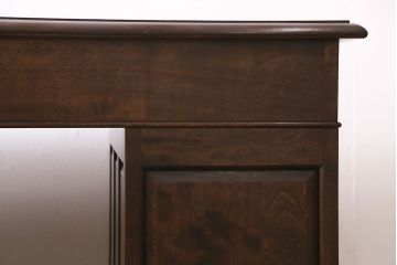 中古　松本民芸家具　シックな色合いが上品なM型両袖机(デスク)(定価約63万円)(R-046958)