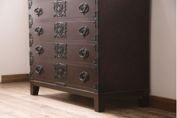 中古　岩谷堂箪笥　桜木家具店作　奥州整理タンス　脚付きリメイク　上品な和の雰囲気を醸し出す衣装タンス(チェスト、引き出し)(R-046962)