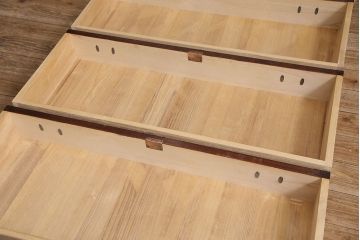 中古　岩谷堂箪笥　桜木家具店作　奥州整理タンス　脚付きリメイク　上品な和の雰囲気を醸し出す衣装タンス(チェスト、引き出し)(R-046962)
