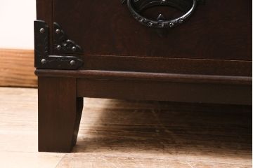 中古　岩谷堂箪笥　桜木家具店作　奥州整理タンス　脚付きリメイク　上品な和の雰囲気を醸し出す衣装タンス(チェスト、引き出し)(R-046962)