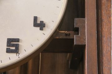 アンティーク時計　ドイツ　JUNGHANS(ユンハンス)社　ホールクロック(振り子時計、柱時計、彫刻、浮き彫り、機械部分ジャンク)(R-046964)