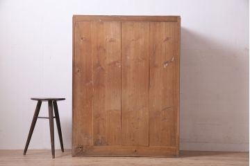 レトロ家具　戸棚付き　昭和レトロな雰囲気たっぷりのタンス(引き出し)(R-046965)