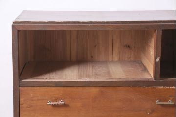 レトロ家具　戸棚付き　昭和レトロな雰囲気たっぷりのタンス(引き出し)(R-046965)