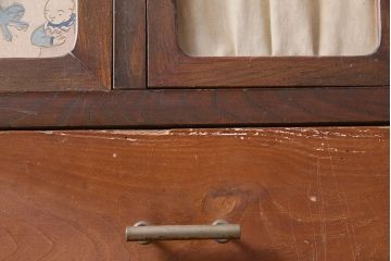 レトロ家具　戸棚付き　昭和レトロな雰囲気たっぷりのタンス(引き出し)(R-046965)
