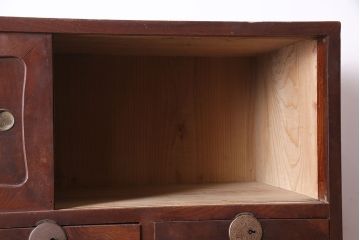 和製アンティーク　前面ケヤキ材　和レトロな雰囲気が魅力の重ねタンス(和タンス、衣装タンス、引き出し)(R-046967)