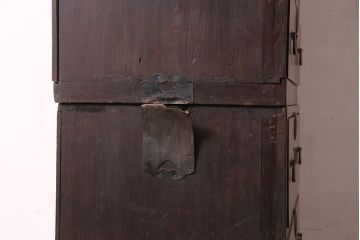 和製アンティーク　前面ケヤキ材　和レトロな雰囲気が魅力の重ねタンス(和タンス、衣装タンス、引き出し)(R-046967)