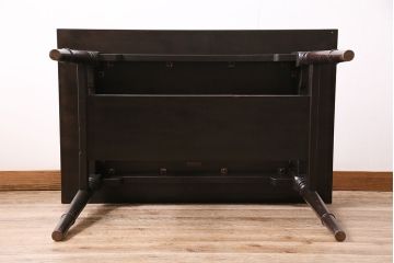 和製ビンテージ　松本民芸家具　深い色合いが上品な棚付きダイニングテーブル(食卓)(R-046969)