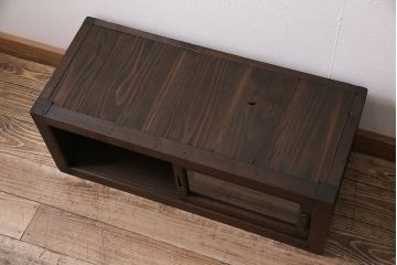 アンティーク家具　大正昭和初期　前面栗材　レトロな雰囲気が魅力のシンプルなローボード(テレビ台、テレビボード、収納棚、戸棚)(R-046971)