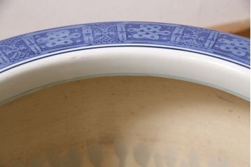 アンティーク雑貨　昭和中期　力強いタッチで描かれた山水の図が目を引く瀬戸火鉢(鉢カバー)(R-046978)