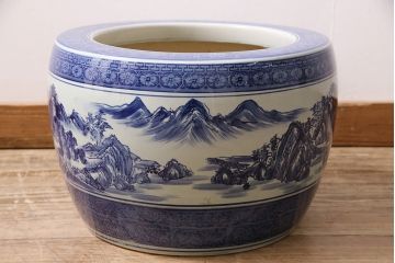 アンティーク雑貨　昭和中期　力強いタッチで描かれた山水の図が目を引く瀬戸火鉢(鉢カバー)(R-046978)