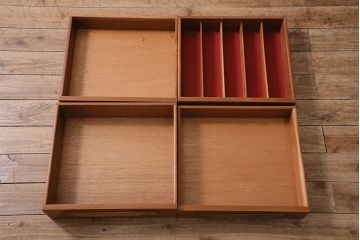 ヴィンテージ家具　北欧ビンテージ　G-PLAN(ジープラン)　Fresco(フレスコ)　幅広サイズのサイドボード(収納棚)(R-046988)