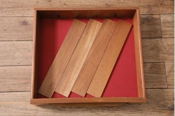 ヴィンテージ家具　北欧ビンテージ　G-PLAN(ジープラン)　Fresco(フレスコ)　幅広サイズのサイドボード(収納棚)(R-046988)