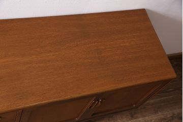 ヴィンテージ家具　北欧ビンテージ　G-PLAN(ジープラン)　Fresco(フレスコ)　幅広サイズのサイドボード(収納棚)(R-046988)