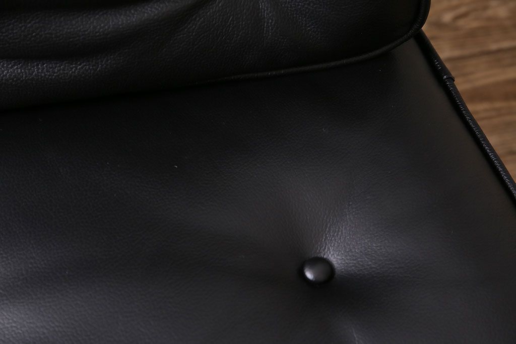 中古　DREXEL HERITAGE(ドレクセルヘリテイジ)　大人の空間作りに!ブラックレザーが高級感を醸し出すキャスター付きアームチェア(回転チェア、椅子、本革)(R-046989)