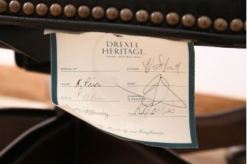 中古　DREXEL HERITAGE(ドレクセルヘリテイジ)　大人の空間作りに!ブラックレザーが高級感を醸し出すキャスター付きアームチェア(回転チェア、椅子、本革)(R-046989)