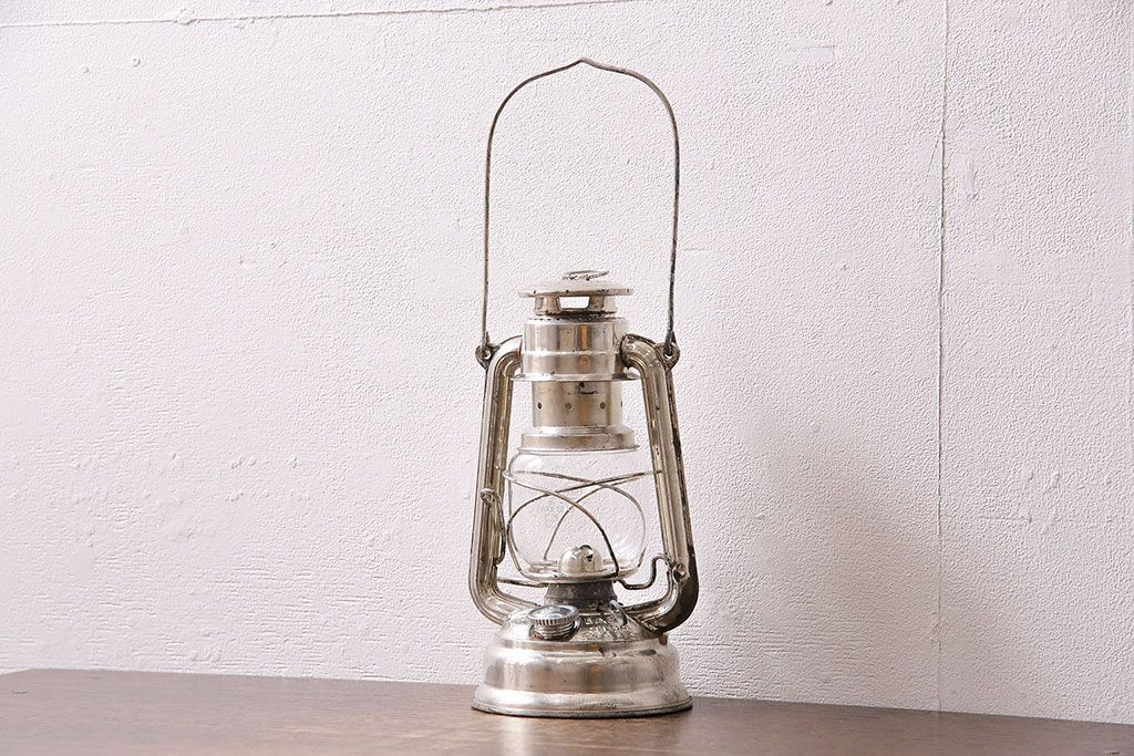 ヴィンテージ　西ドイツ製　FEUER HAND(フュアーハンド)　平芯・4分芯　ジャンクな雰囲気が格好いい吊り下げ式オイルランタン(テーブルランプ、ランプ、ビンテージ)(R-046992)