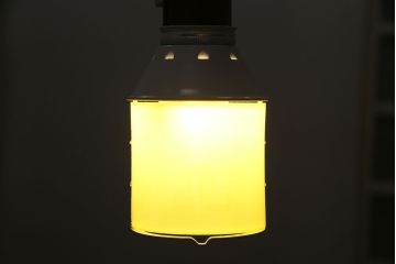 昭和レトロ　森電機　ハトライト・箱付き　好みで色が変えられる懐かしい雰囲気の吊り下げ照明(天井照明、ランプ)(R-046993)