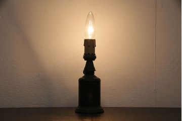 アンティーク照明　壁掛けでも使えるキャンドル型のスタンドライト(テーブルランプ、卓上照明)(R-046996)