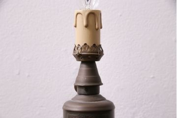 アンティーク照明　壁掛けでも使えるキャンドル型のスタンドライト(テーブルランプ、卓上照明)(R-046996)