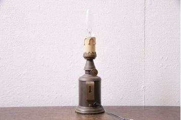 アンティーク照明　壁掛けでも使えるキャンドル型のスタンドライト(テーブルランプ、卓上照明)(R-046996)