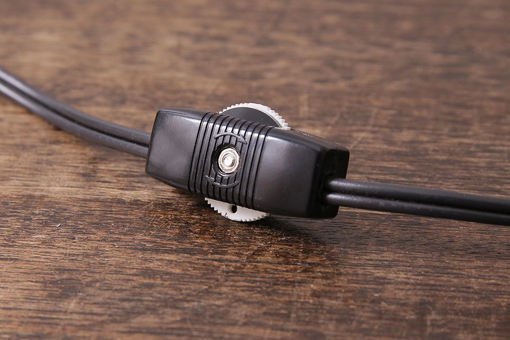 アンティーク照明　壁掛けでも使えるキャンドル型のスタンドライト(テーブルランプ、卓上照明)(R-046996)