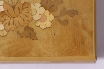 ビンテージ　イギリス　ウォールナット　花図　ジュエリーボックス(小物入れ、アクセサリーケース、ヴィンテージ)(R-047002)