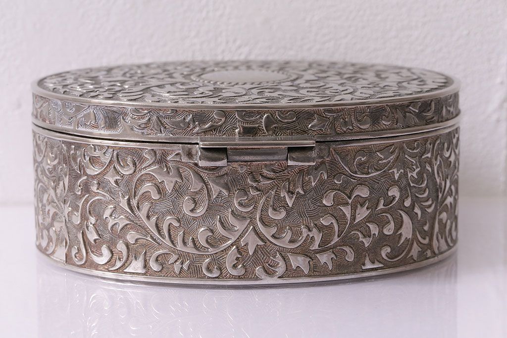 ビンテージ　シルバープレート　メタル　ジュエリーボックス(小物入れ、アクセサリーケース、ヴィンテージ)(R-047004)