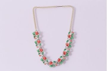ヴィンテージアクセサリー　Exquisite　of　Solifull　薔薇飾り　ネックレス(ROSE、バラ、メタル、エナメル、ビンテージ)(R-047005)