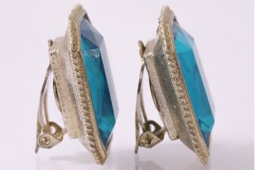 ヴィンテージアクセサリー　メタル　アクアブルーストーン　イヤリング(ビンテージ)(R-047020)