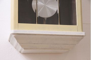 アンティーク時計　昭和レトロ　昭和中期　ペイント　Meiji(明治時計社)　ゼンマイ式　大振りのレトロな掛け時計(柱時計、振り子時計)(R-047031)