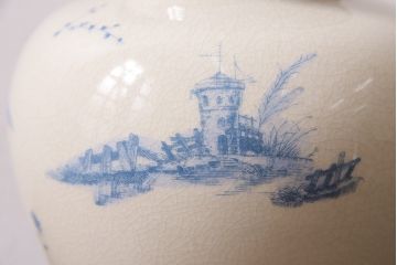 ヴィンテージ　高級品!ワンランク上の空間作りにおすすめな陶器製のランプ型照明(フロアランプ、間接照明、ビンテージ)(R-047037)