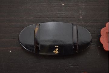 昭和初期　古い帯留5点(純銀、燕、彫金、螺鈿、鼈甲、在銘、鎌倉彫、帯留め)(R-047049)