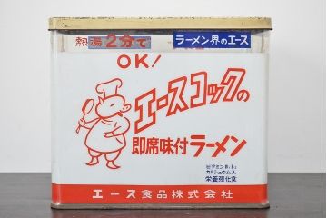 昭和レトロ　エースコック　プラ　ブリキ缶　/　ニチレイ　ディズニー　ソーセージ入れ(看板)(R-047058)