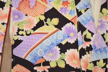 昭和初期　アンティーク　錦紗　花柄　着物(正絹、古布、縮緬)(R-047064)