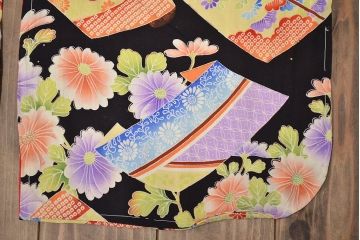 昭和初期　アンティーク　錦紗　花柄　着物(正絹、古布、縮緬)(R-047064)